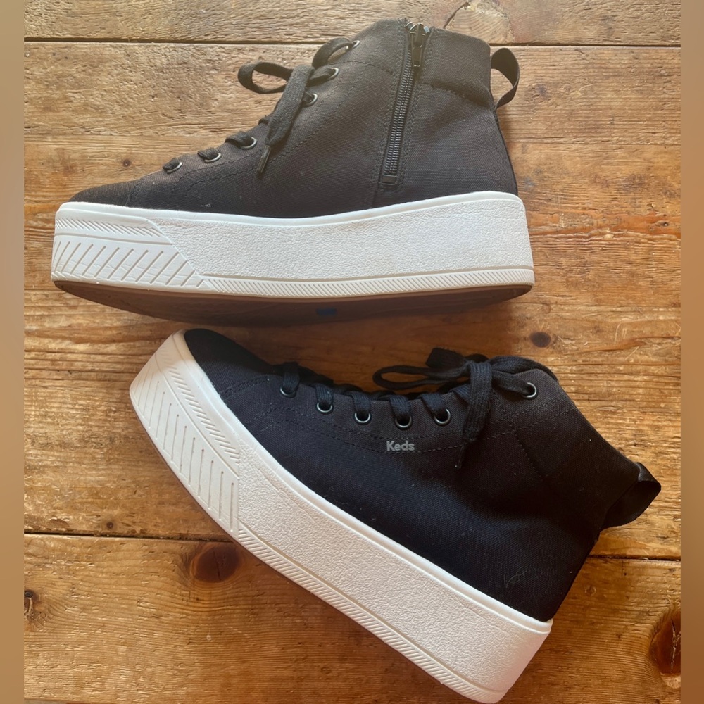 Keds Skyler Black Canvas High-Tops Sneakers with Zipper 8.5